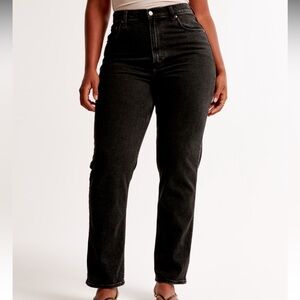NWT Abercrombie Curve Love Ultra High Rise Ankle Straight Jean Black